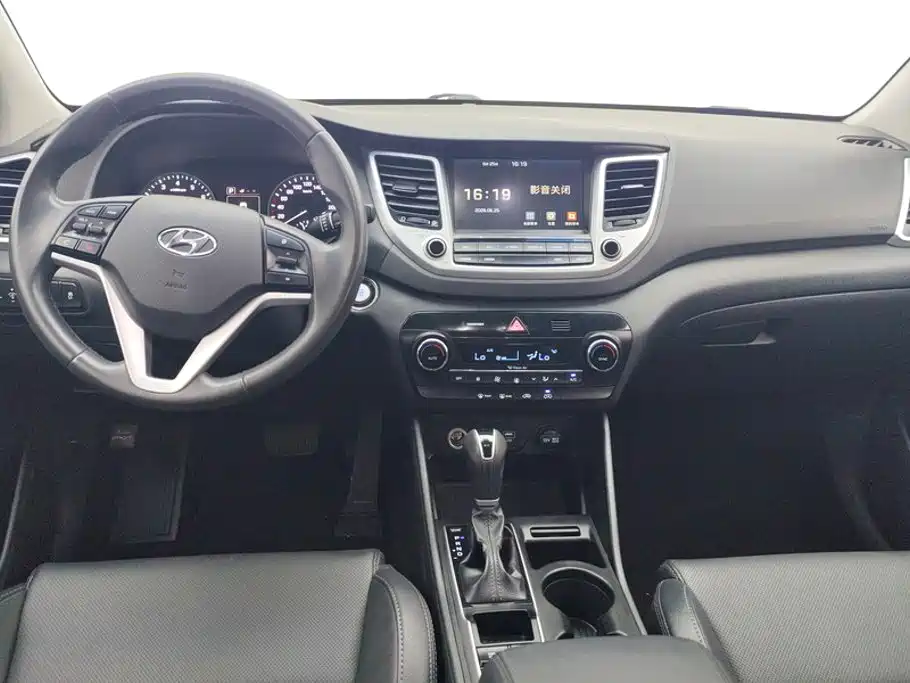 Hyundai Tucson — миниатюра 12