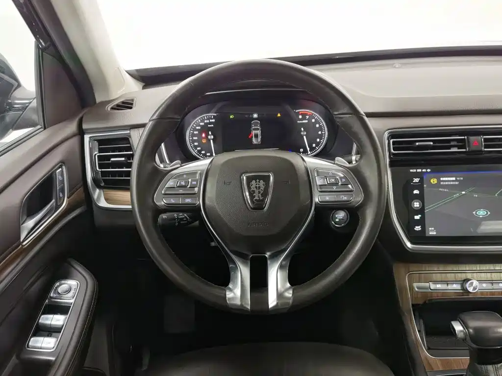 Roewe RX8 — миниатюра 11