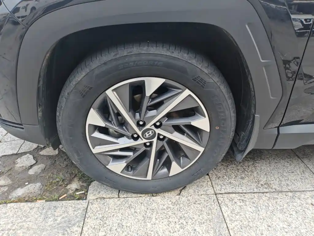 Hyundai Tucson — миниатюра 23