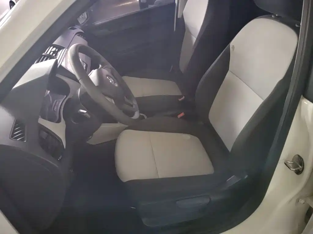 Skoda Fabia — миниатюра 15