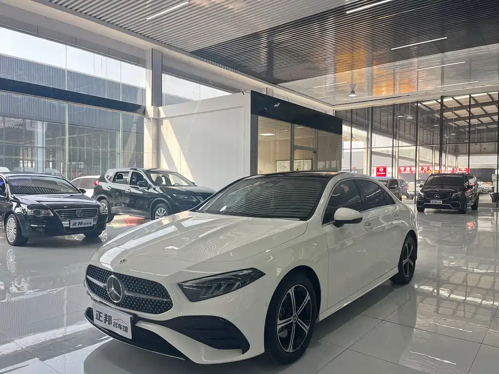 Mercedes-Benz A-Class 2024 A 200 L Fashion Type
