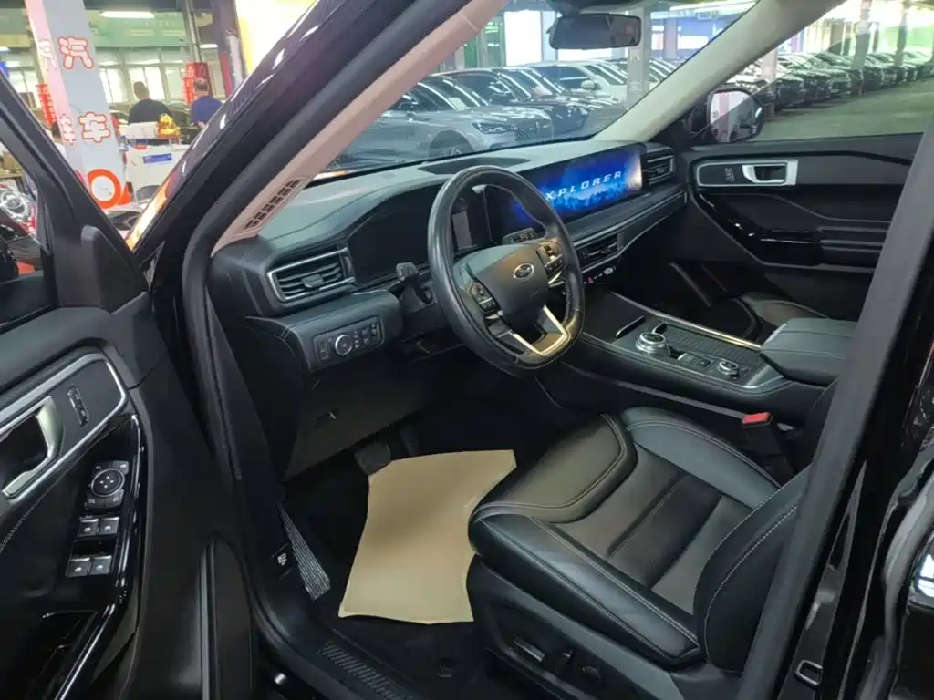 Ford Explorer — миниатюра 16