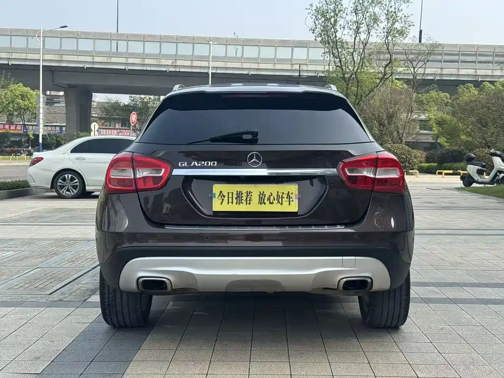 Mercedes-Benz GLA — миниатюра 7