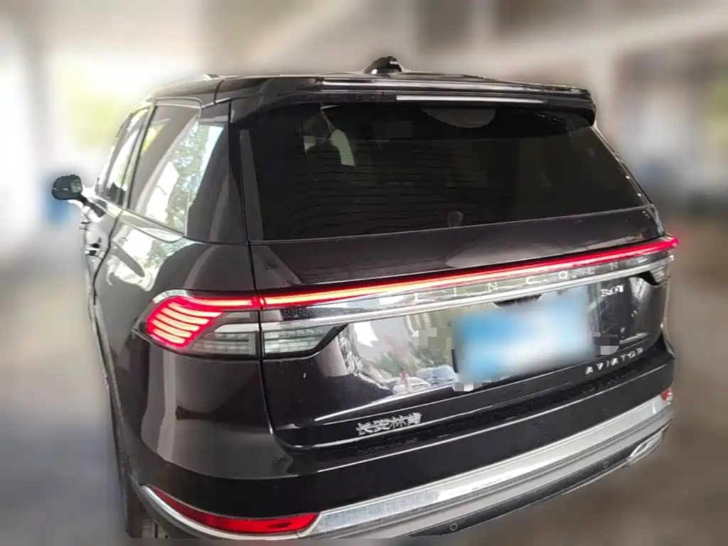 Lincoln Aviator — миниатюра 9