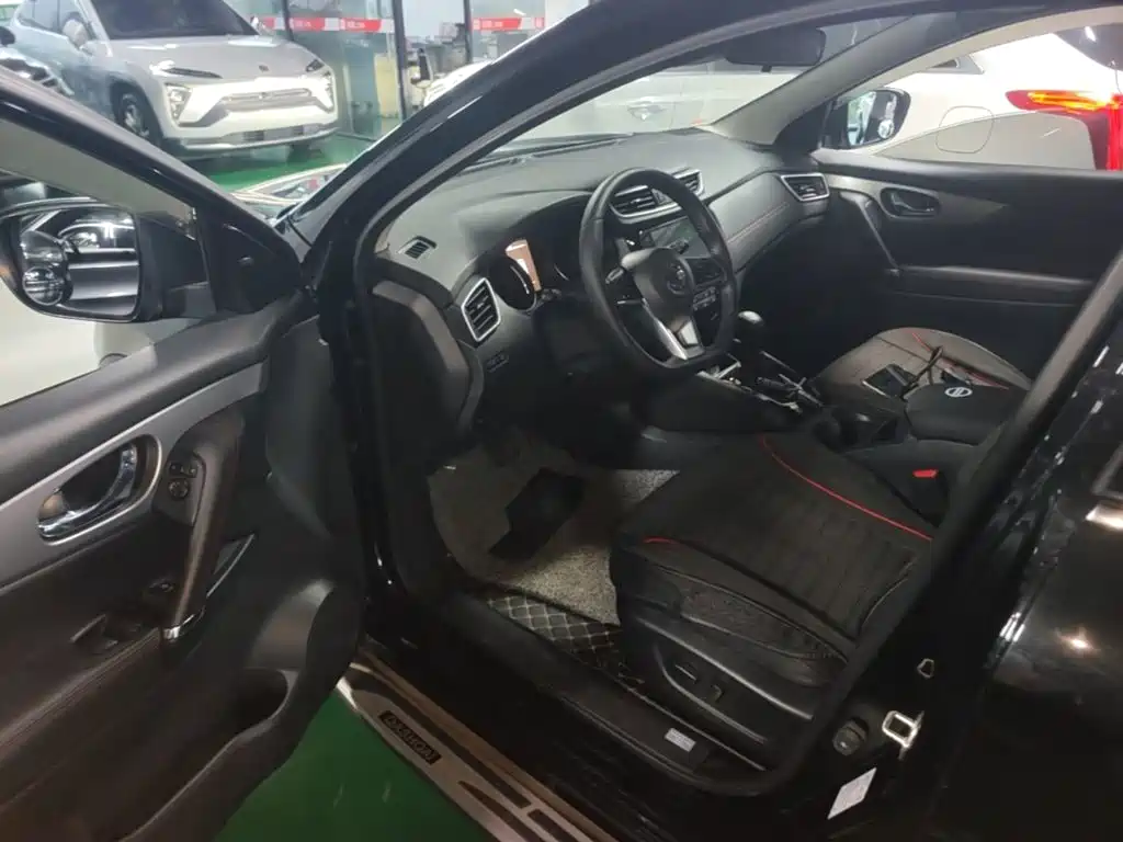 Nissan Qashqai — миниатюра 16