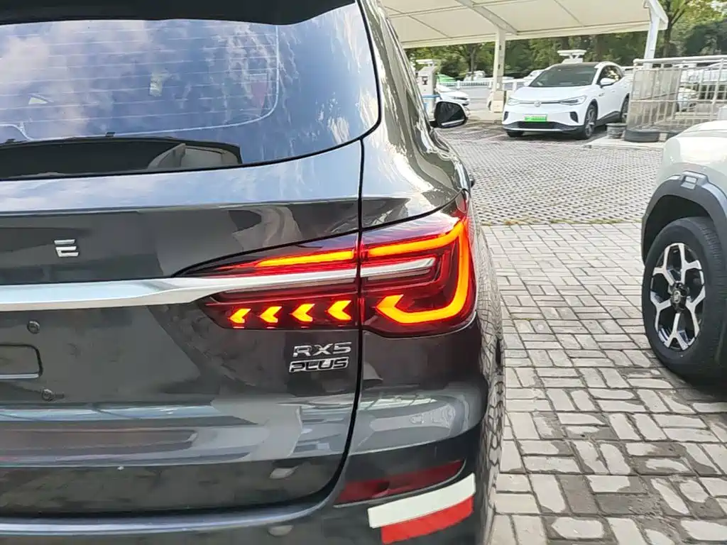 Roewe RX5 — миниатюра 8