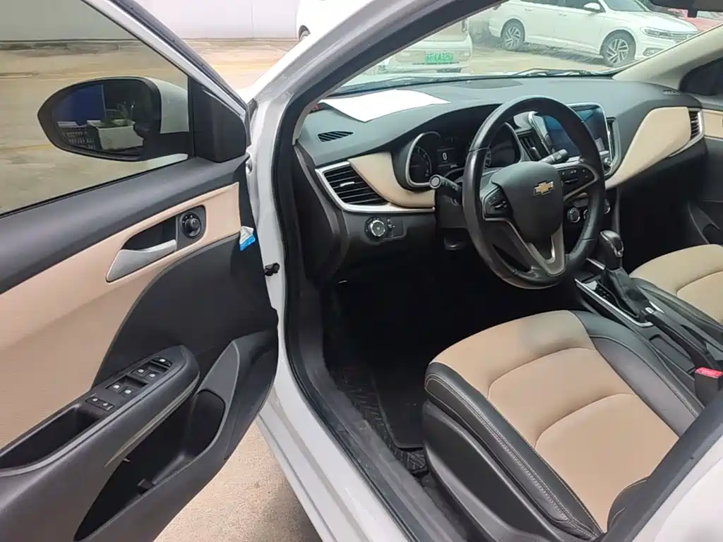 Chevrolet Monza — миниатюра 16