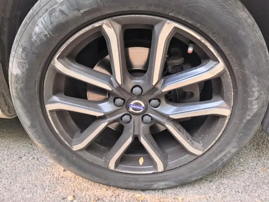 Volvo XC60 — миниатюра 6