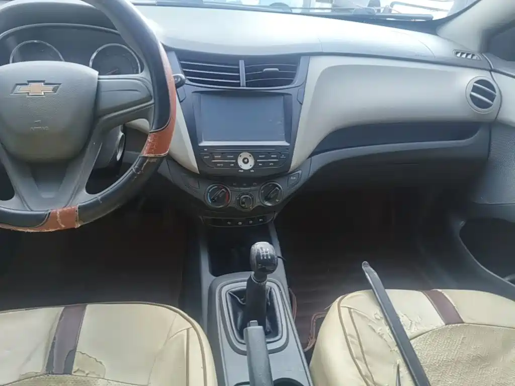 Chevrolet Sail — миниатюра 13