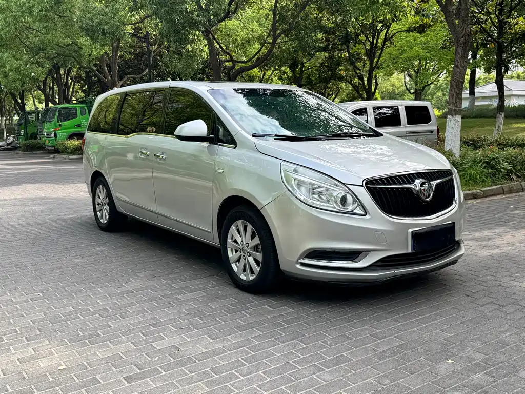 Buick GL8 2017 25S Luxury V