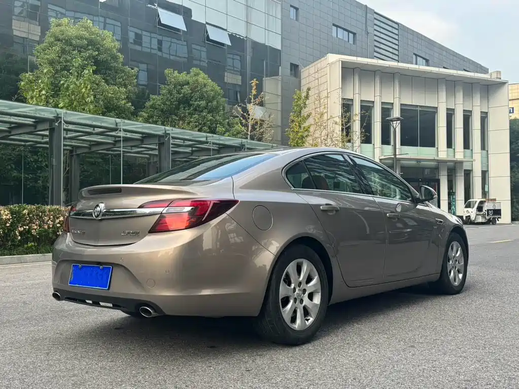 Buick Regal — миниатюра 6