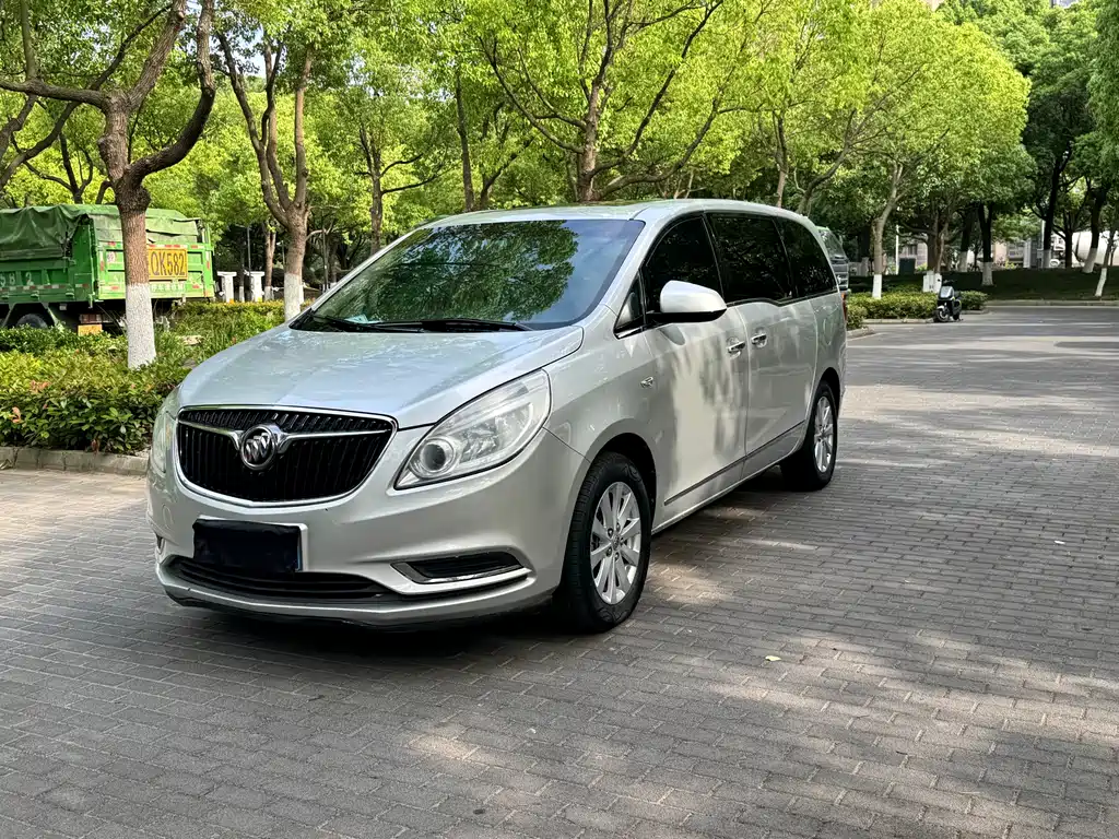 Buick GL8 2017 25S Luxury V