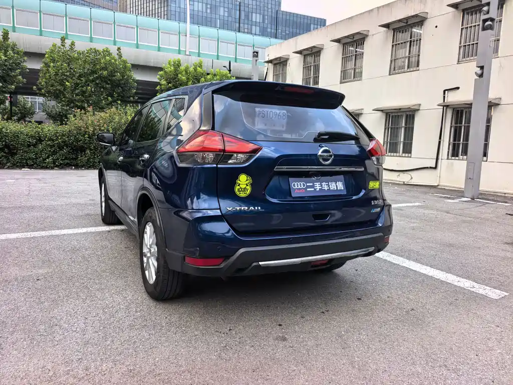Nissan X-Trail — миниатюра 6
