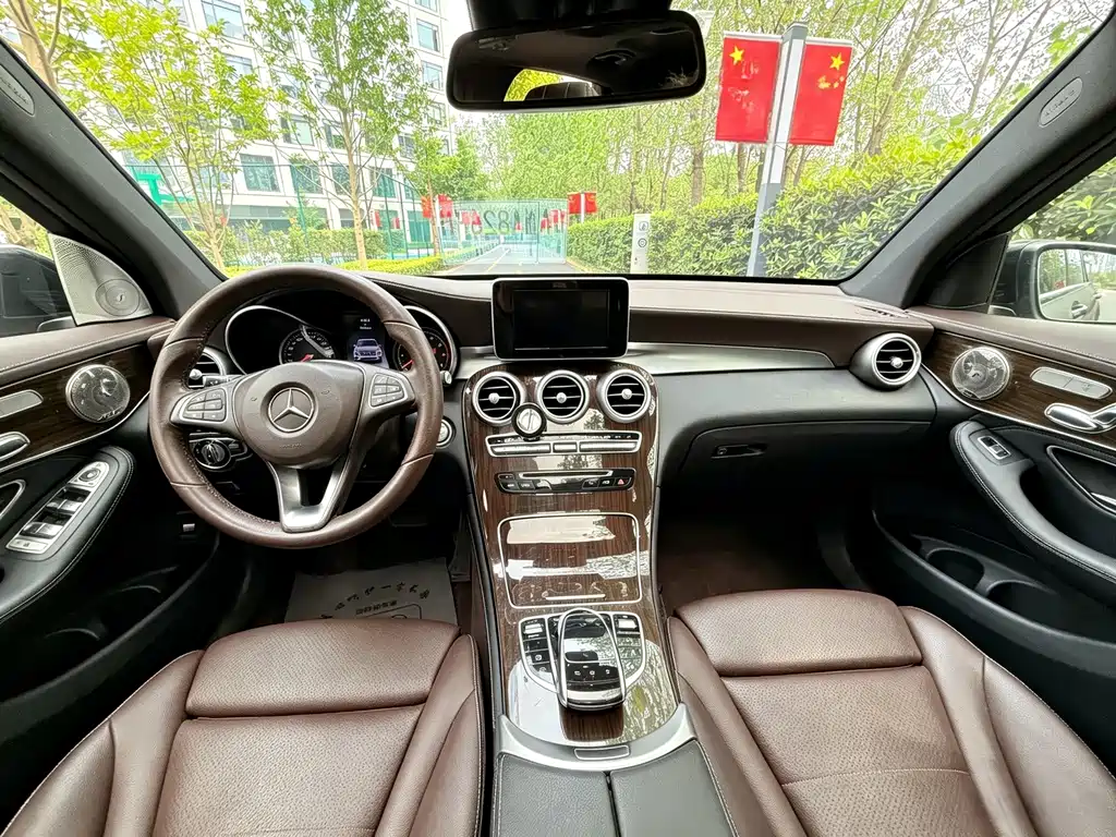 Mercedes-Benz GLC — миниатюра 8
