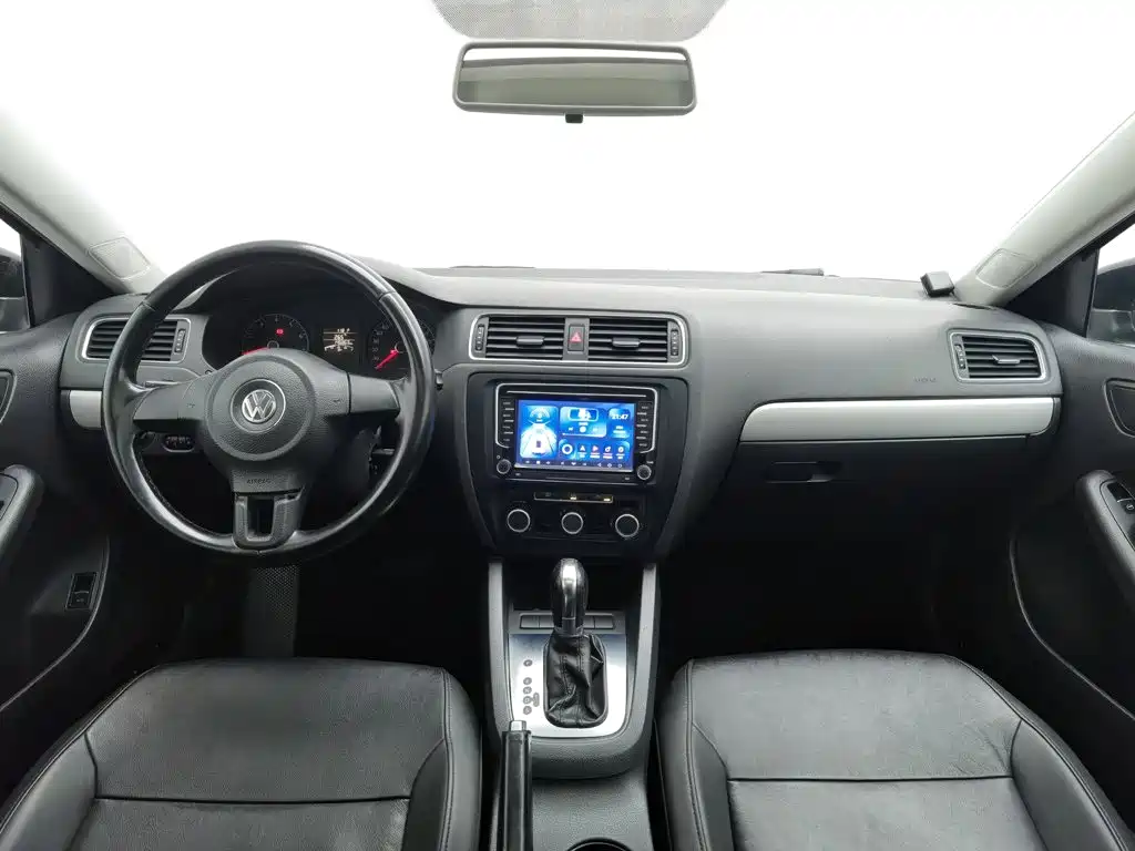 Volkswagen Sagitar — миниатюра 5
