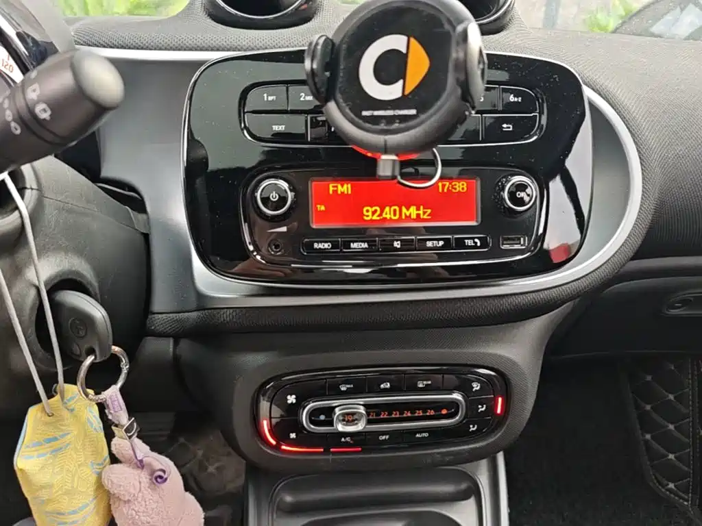 smart Smart Fortwo — миниатюра 13
