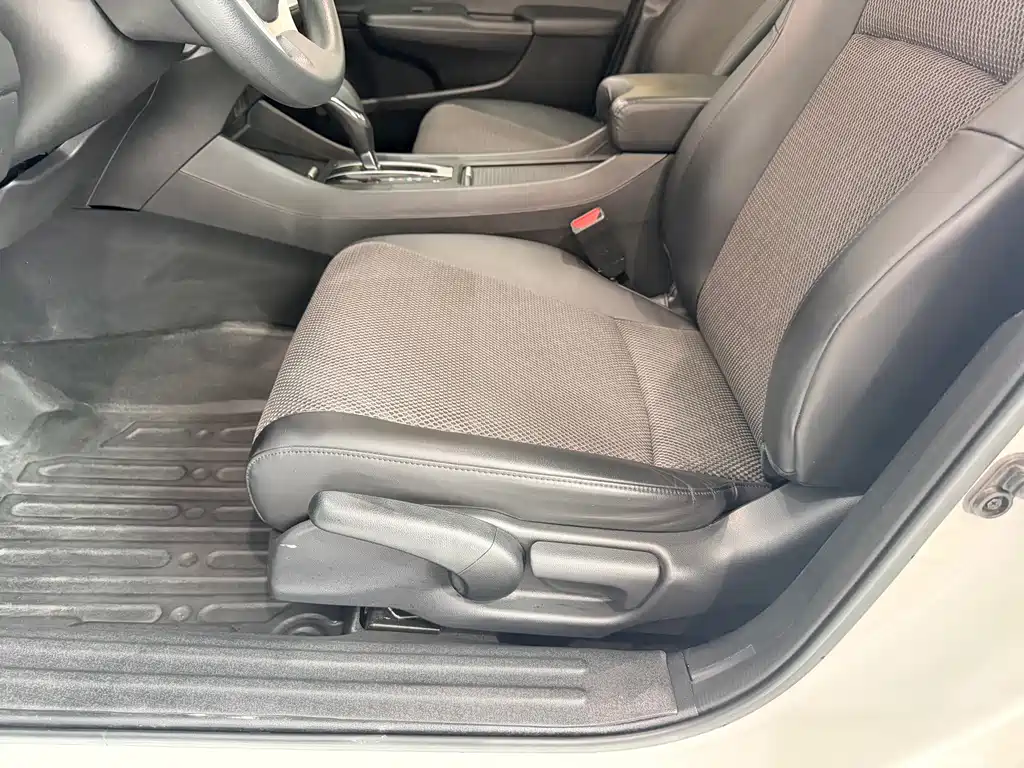 Honda Jade — миниатюра 10