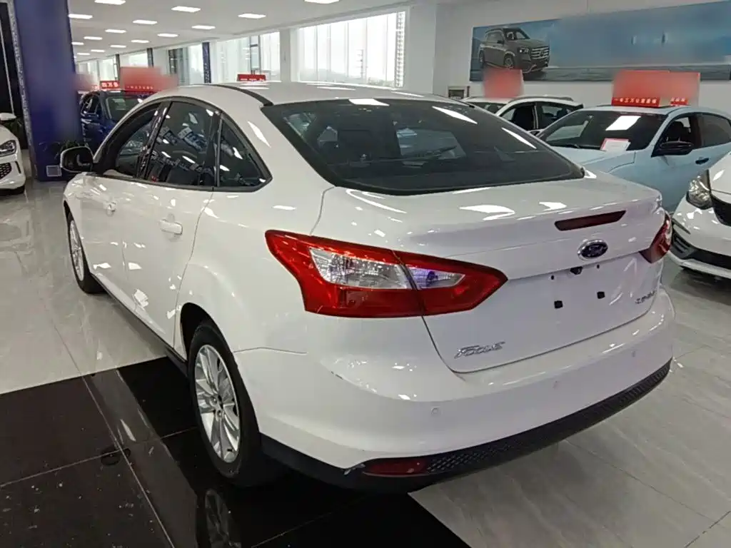 Ford Focus — миниатюра 5