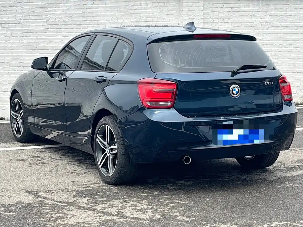 BMW 1 Series (Import) — миниатюра 7