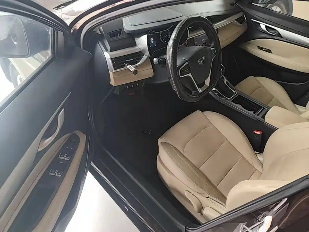 Geely Emgrand — миниатюра 16