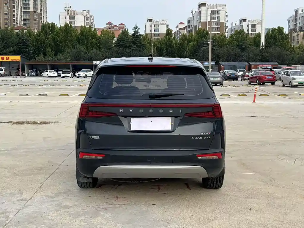 Hyundai Custo — миниатюра 5