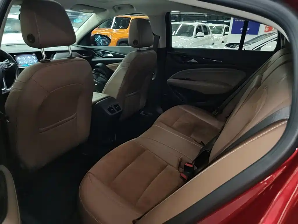 Buick Regal — миниатюра 17