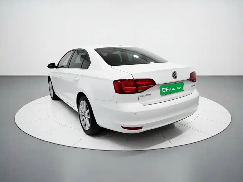 Volkswagen Sagitar — миниатюра 25