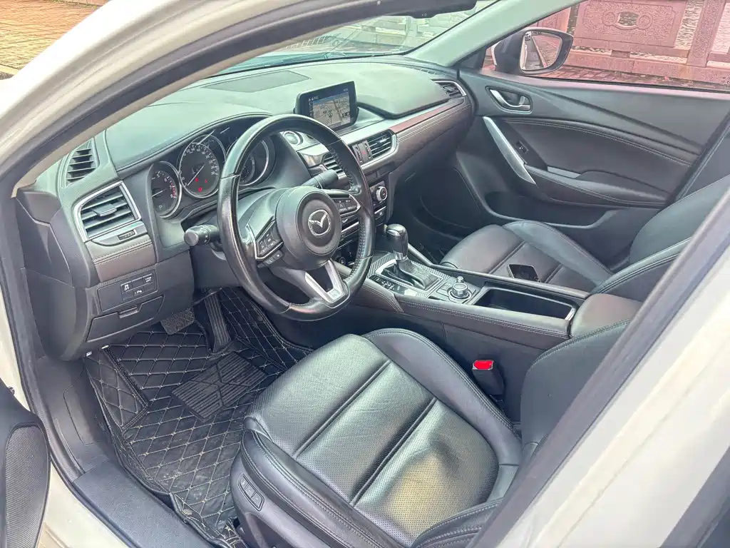 Mazda Atenza 2018 2.0L Luxury V