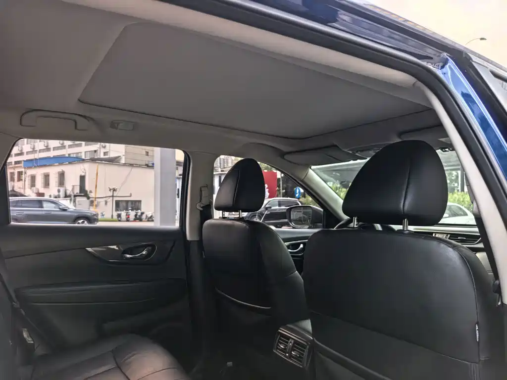 Nissan X-Trail — миниатюра 21