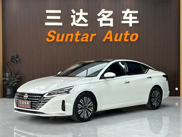 NISSAN TEANA 2023