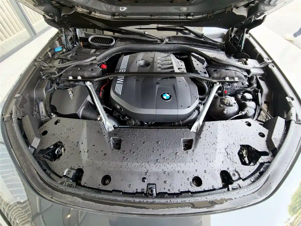 BMW 7 Series 7 2023 735Li M Sport
