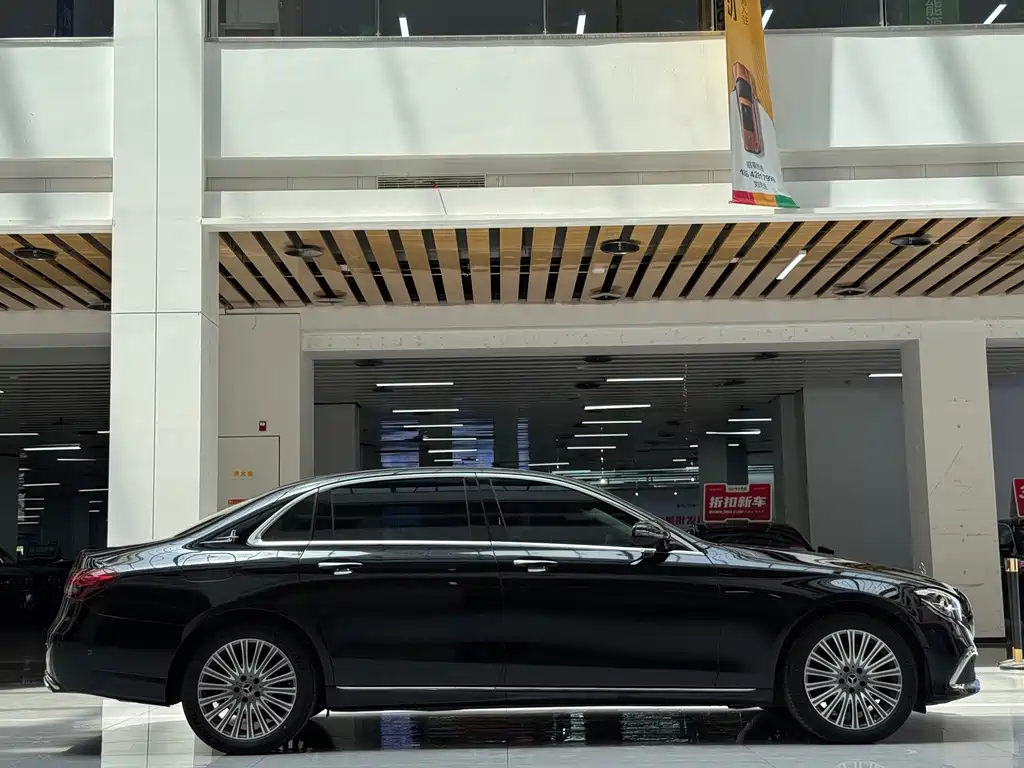 Mercedes-Benz E-Class E 2023 E 300 L Fashion