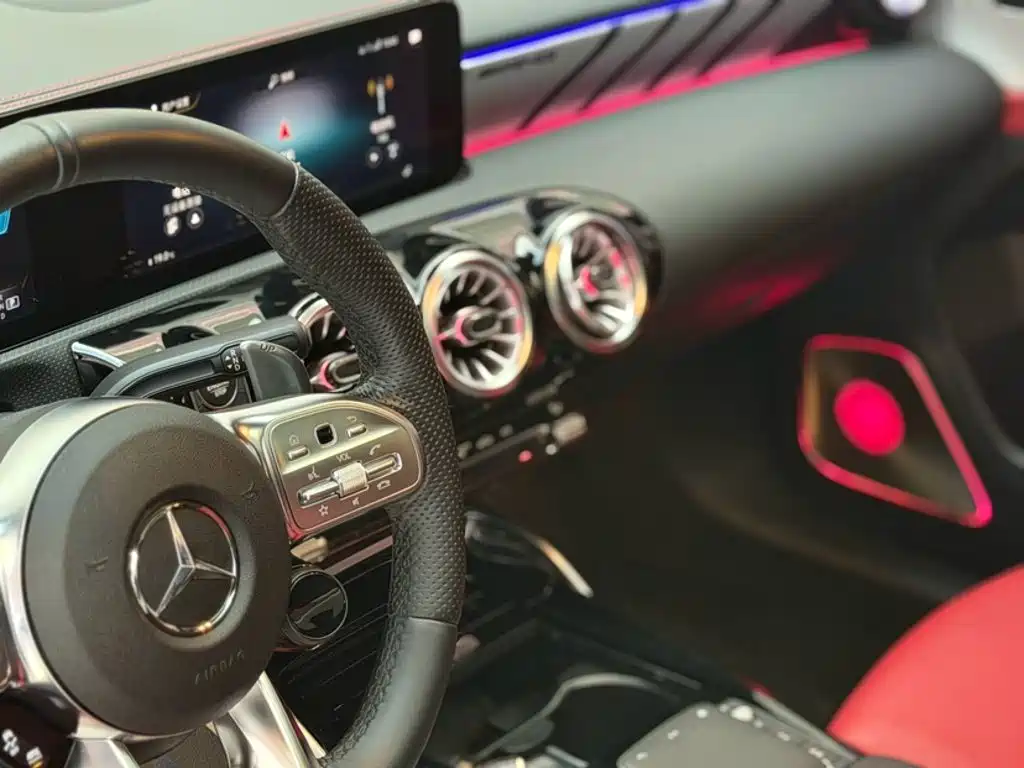 Mercedes-Benz A-Class AMG — миниатюра 12