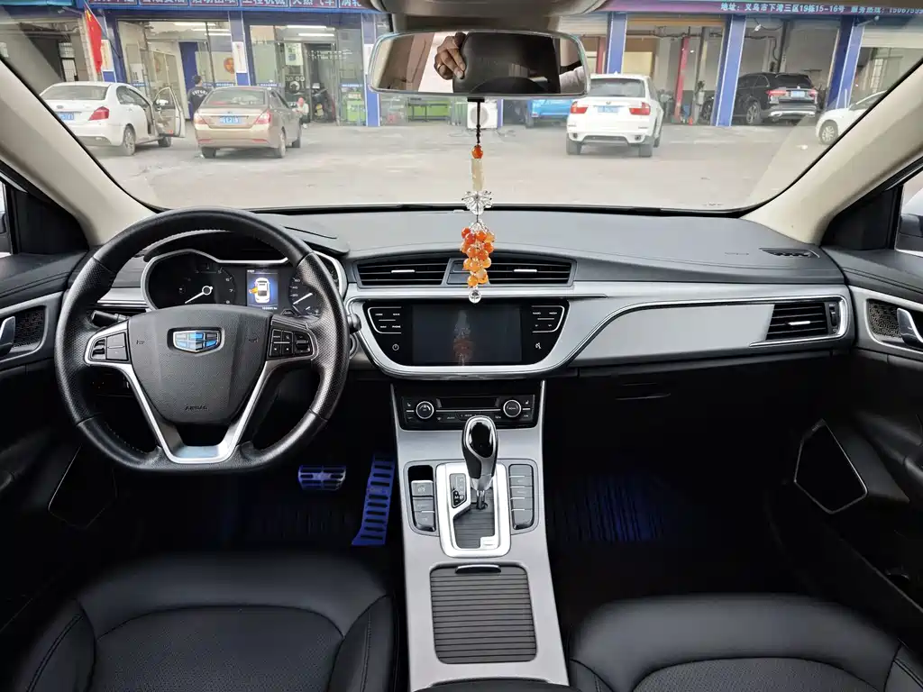 Geely Emgrand GL — миниатюра 5