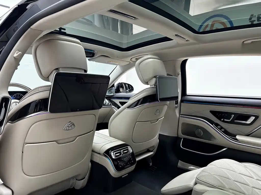 Mercedes-Benz S-Class — миниатюра 12
