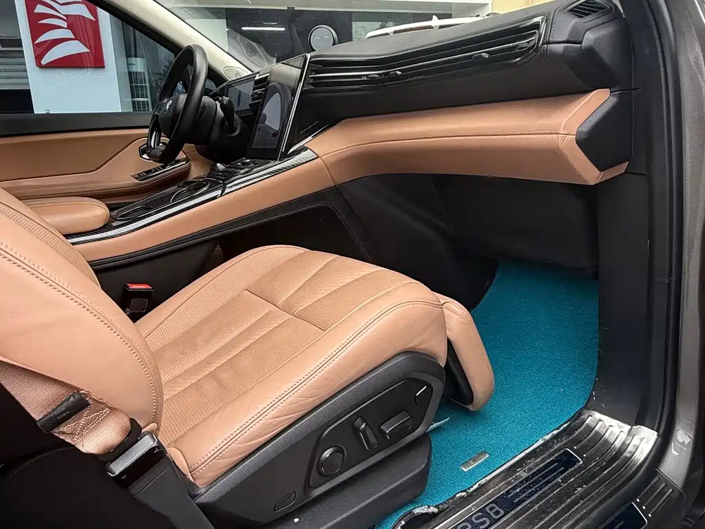 NIO ES8 — миниатюра 13