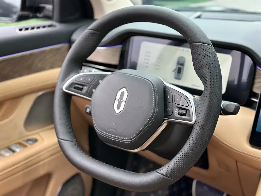 AITO ASK THE WORLD M7