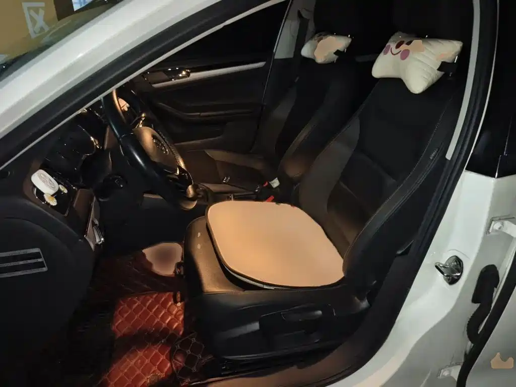 Volkswagen Sagitar — миниатюра 8