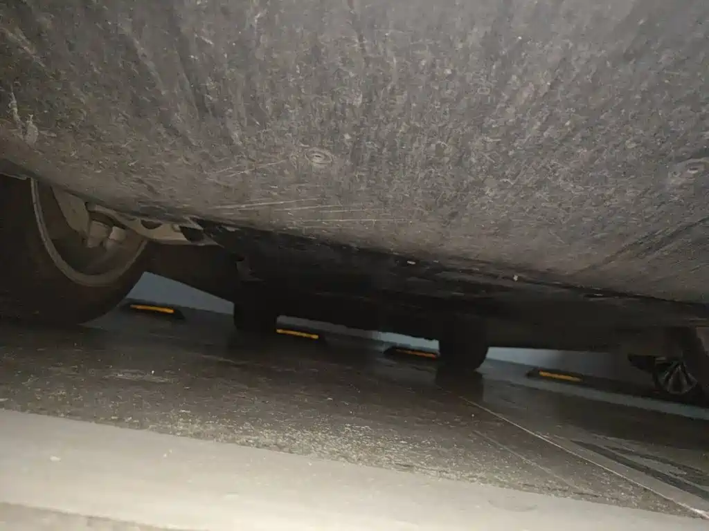 Tesla Model Y — миниатюра 22