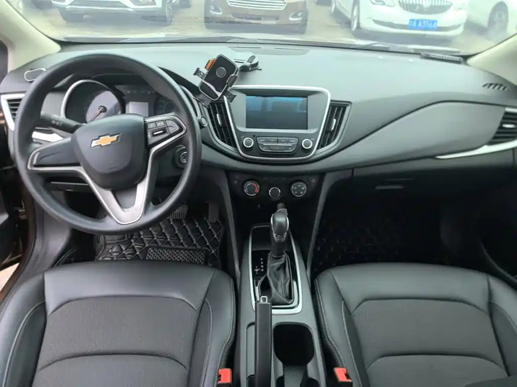 Chevrolet Cavalier — миниатюра 10