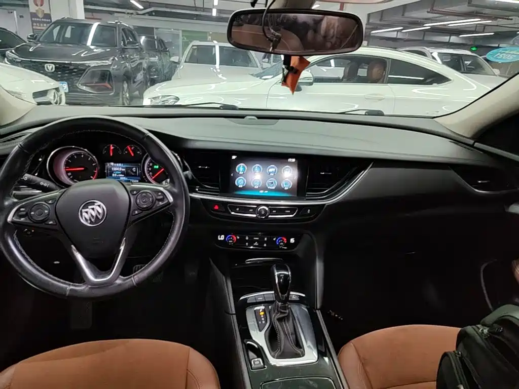 Buick Regal — миниатюра 13