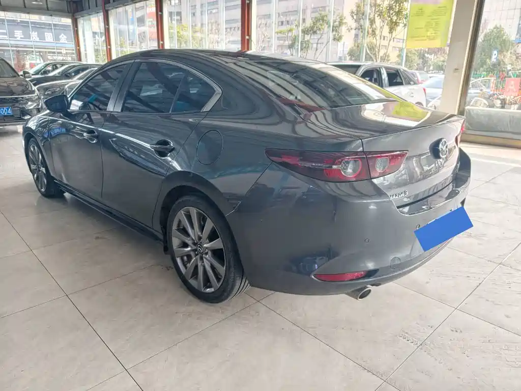 MAZDA 3 ANGKESAILA