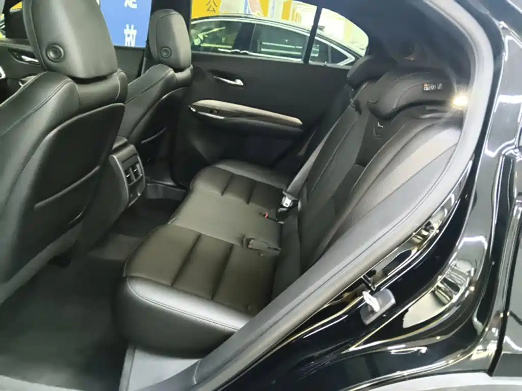 Cadillac XT4 — миниатюра 17