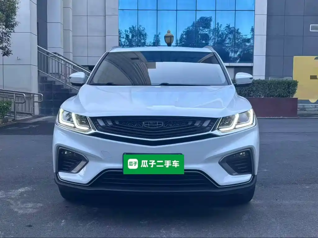Geely Binyue — миниатюра 3