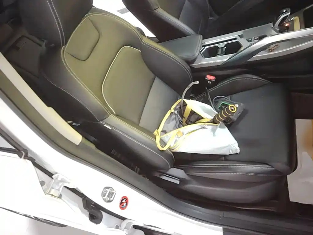 Geely Binyue — миниатюра 25