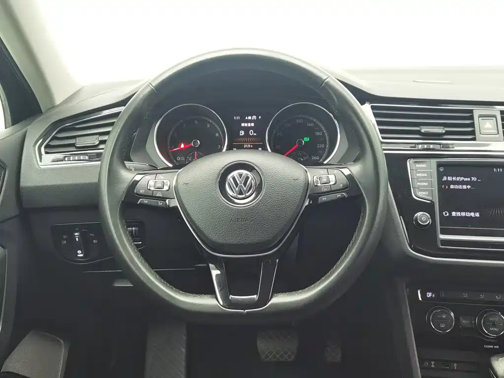 Volkswagen Tiguan L — миниатюра 11