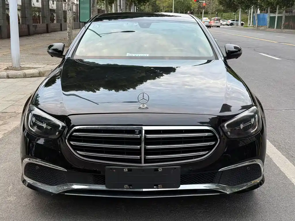 Mercedes-Benz E-Class New Energy — миниатюра 2