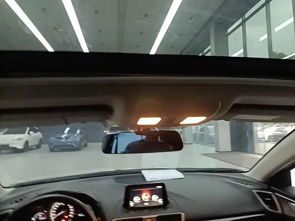 Mazda 3 Axela — миниатюра 23