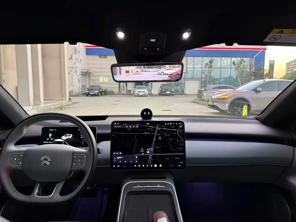 NIO ET5 — миниатюра 9