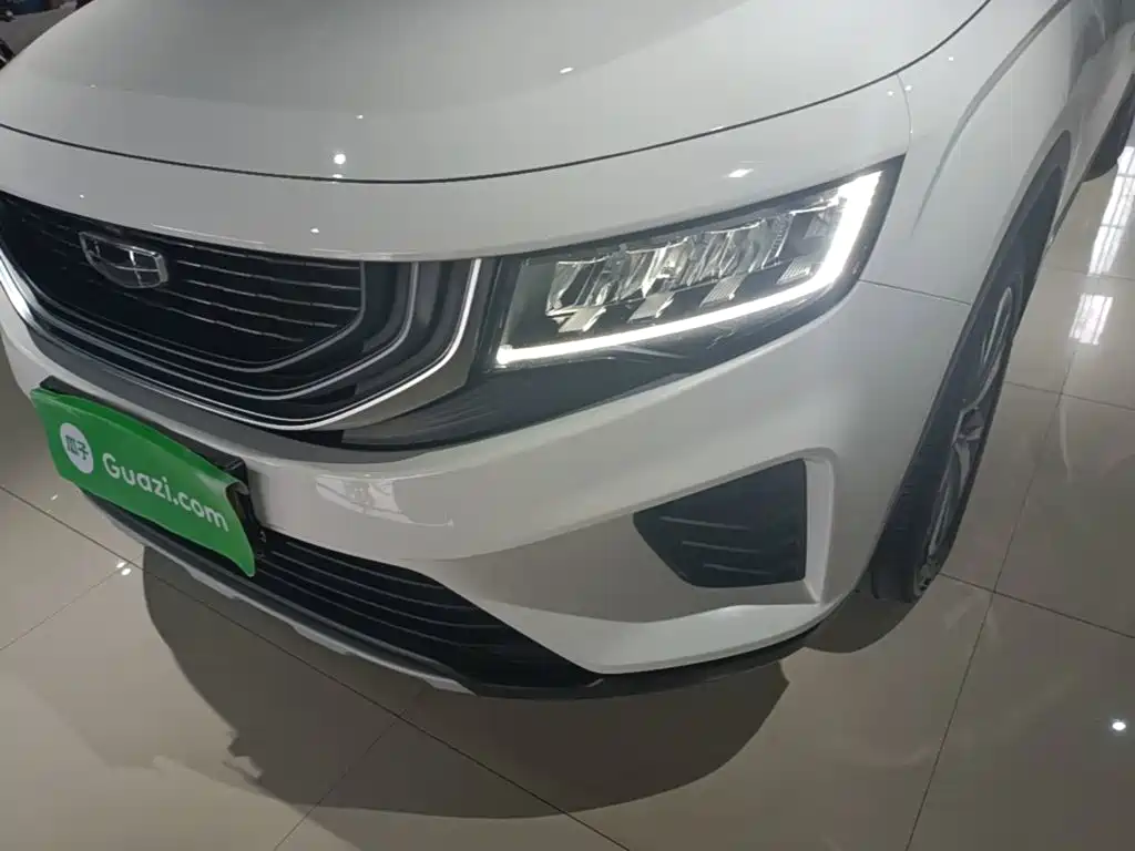 Geely Haoyue — миниатюра 24